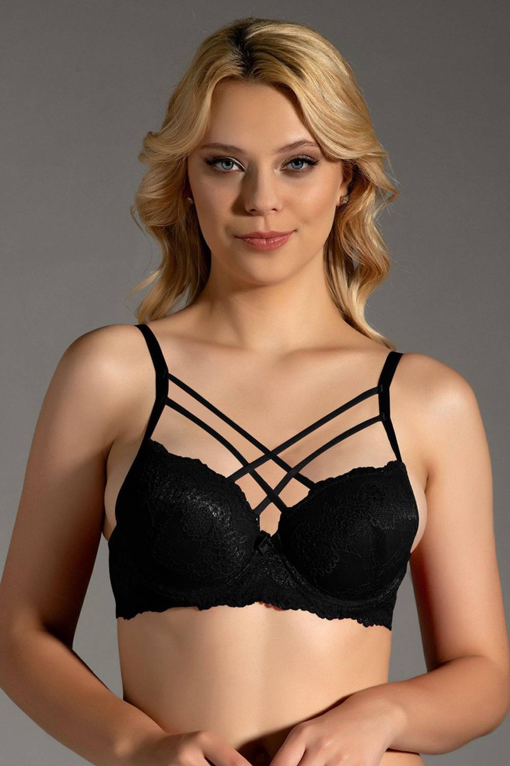 سوتيان أساسي بدون دعم بتصميم دانتيل | سوتيان جديد 1731 مصنوع من 90% بولياميد و10% بوليستر، منتج محلي خالي من المواد الضارة