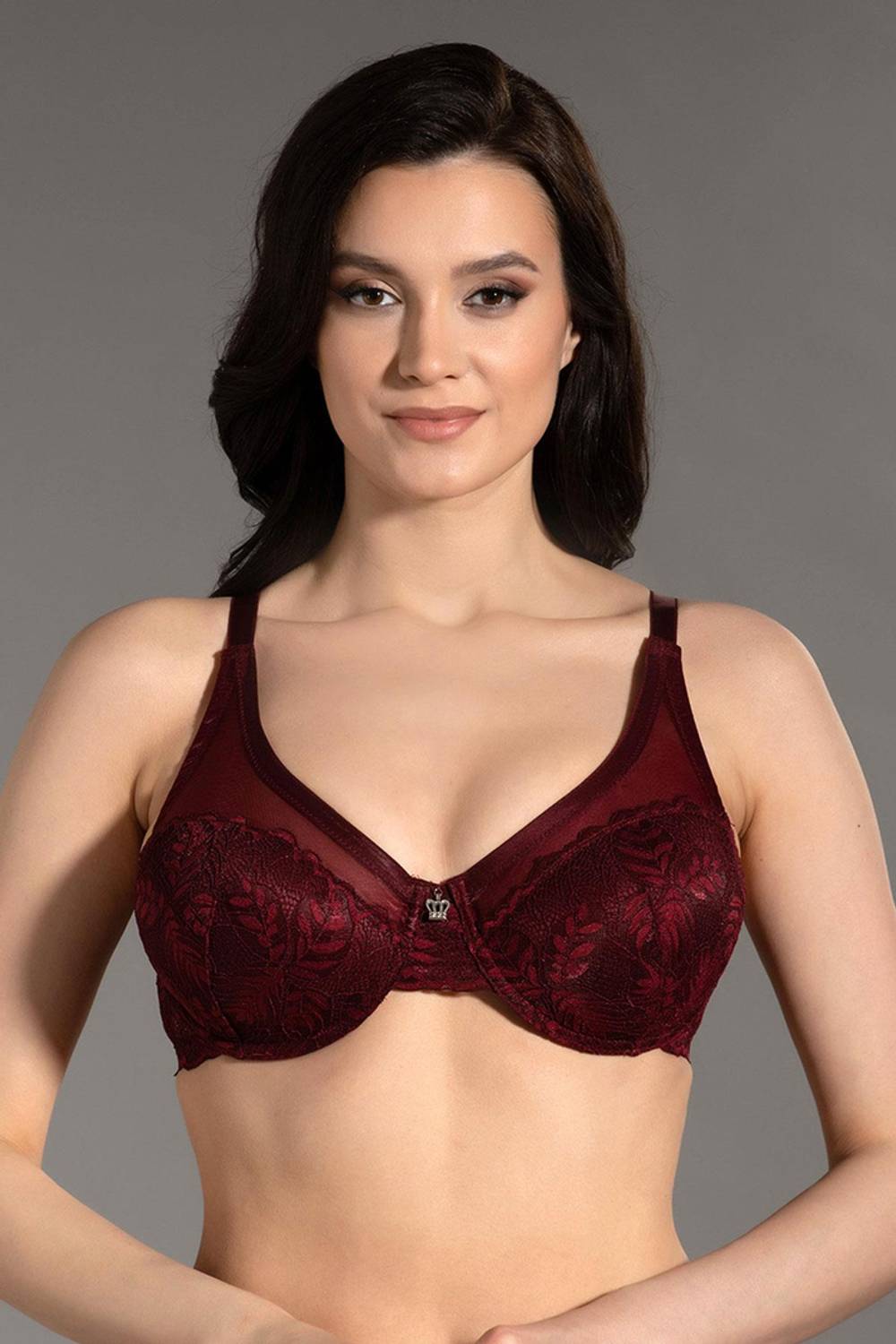 سوتيان نسائي بدون دعم بحجم C بورجوندي | 4020 90% بولياميد 10% بوليستر إنتاج محلي خالٍ من المواد الضارة