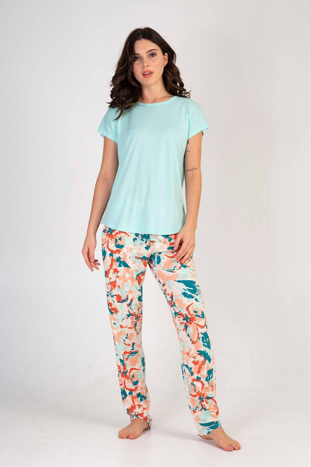 طقم بيجامة نسائي بياقة قارب بأكمام قصيرة وطول مضاعف من كومبيدان، قطن 80% وبوليستر 20%، مقاس L