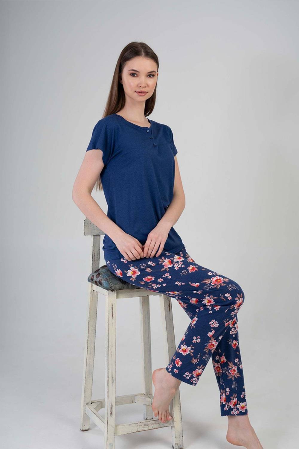 Жіночий піжамний комплект з коротким рукавом та довгими штанами, тканина 80% віскоза, 20% поліестер, комфортний стиль домашнього одягу