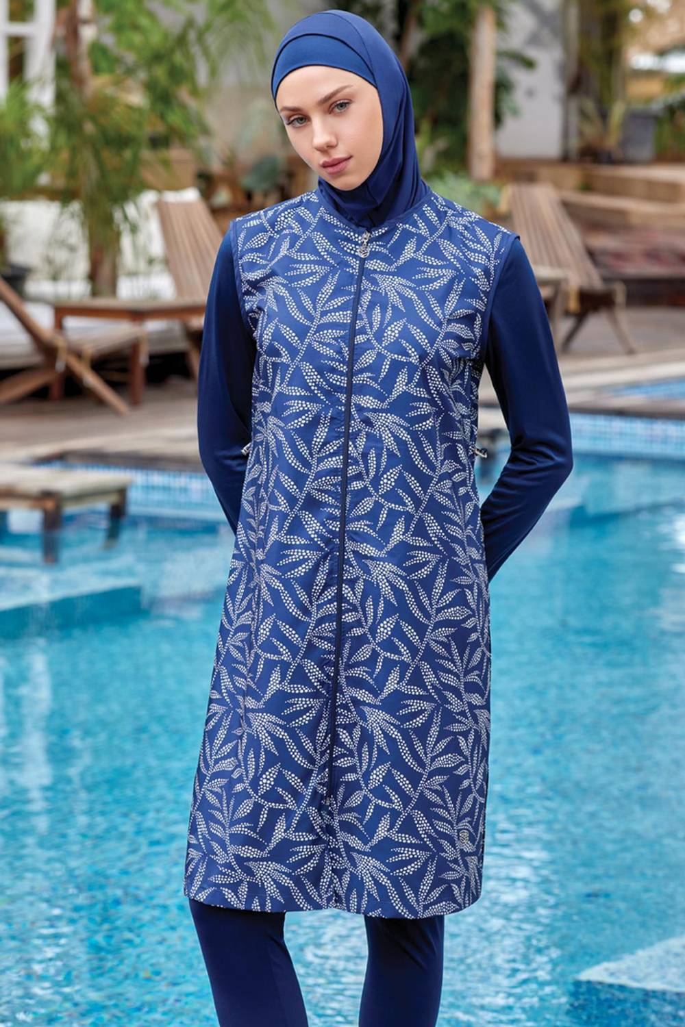 مايو للسيدات بغطاء رأس وسترة بتصميم متميز | 9038 مصنوع من بوليستر 100% ومناسب للاستخدام الآمن, إنتاج محلي