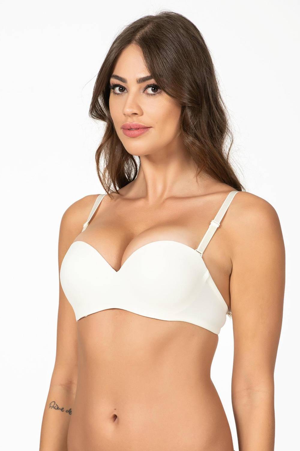 سوتيان سترابلس مع حشوة باللون البيج 1110P بحجم 85B و80B و90B مع أحزمة قابلة للفك ومصنوع من مواد صحية وآمنة للمستخدم