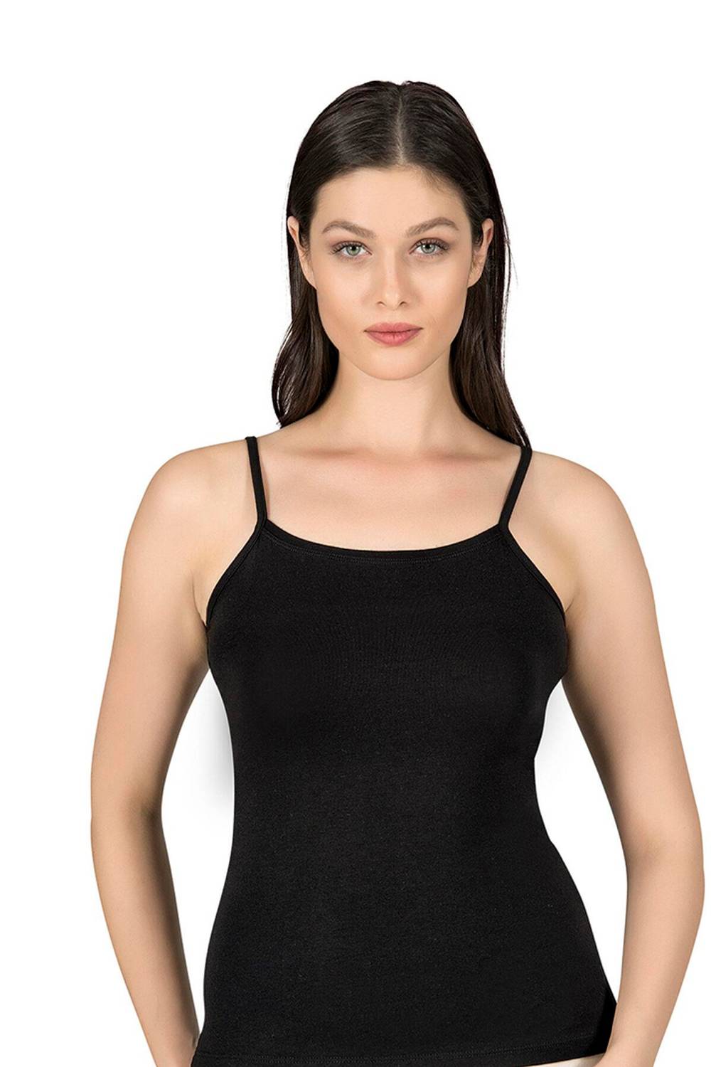 أطلالة مريحة وعصرية: تتصدر القميص النسائي المرن ذو الحمالات الرفيعة المصنوع من القطن والجودل باللون الأسود