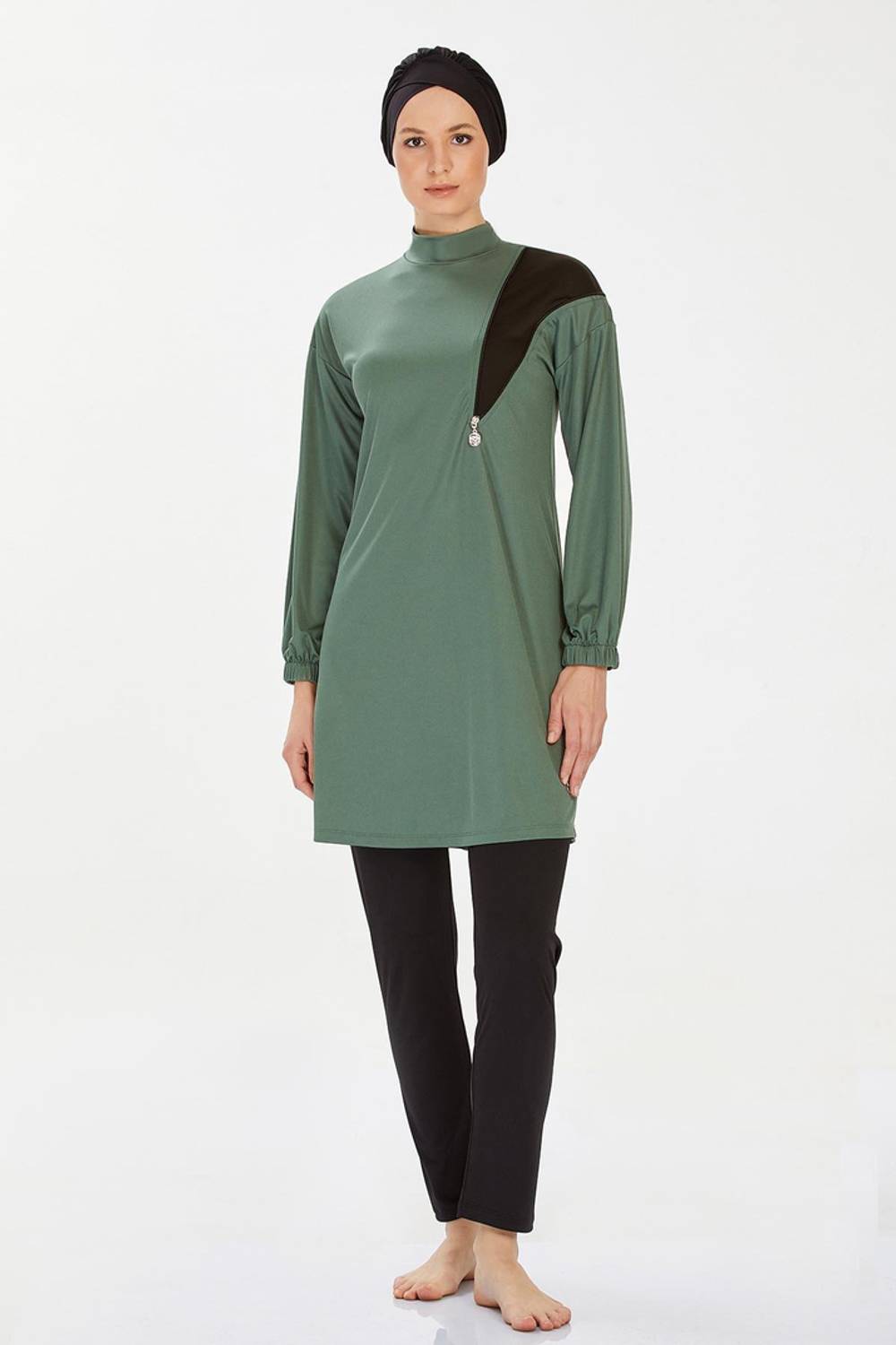 مايو نسائي بتفاصيل سحاب وأكمام طويلة - 9238 مقاس S وXXL