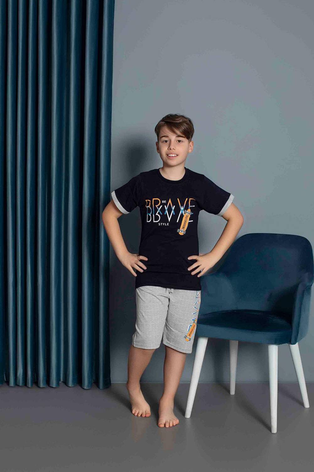 Комплект піжами для хлопчиків з короткими рукавами та капрі, темно-синій, розміри 6-7, 7-8, 8-9, 10-11