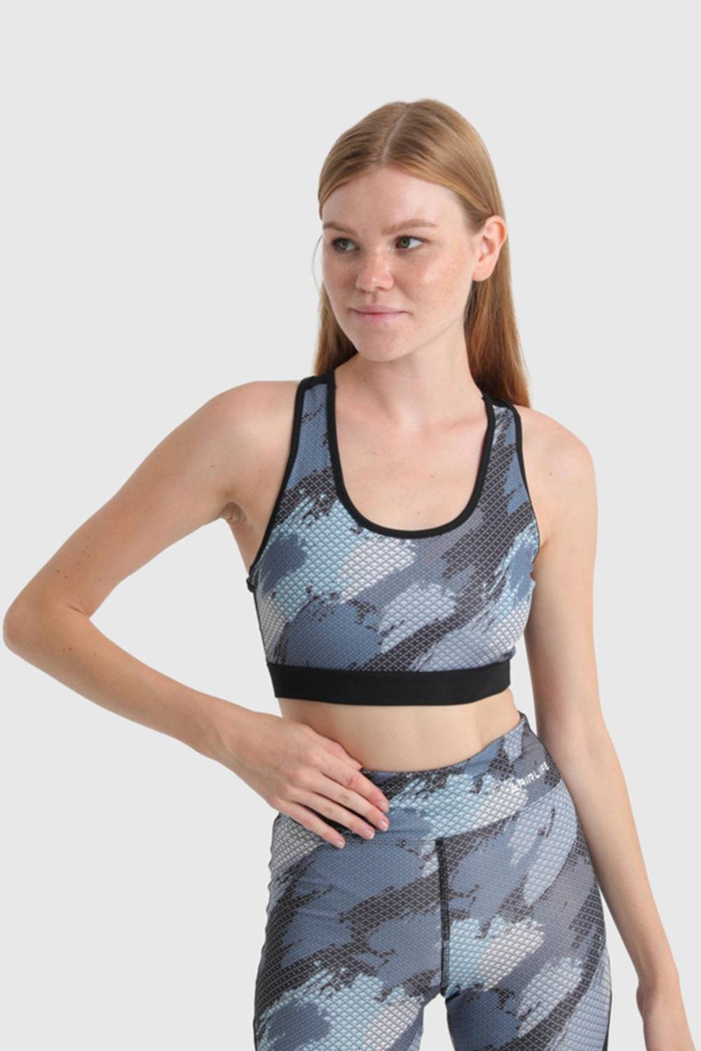 Спортивний бюстгальтер для жінок Indigo 21015, підходить для розмірів S, M, L, XL
