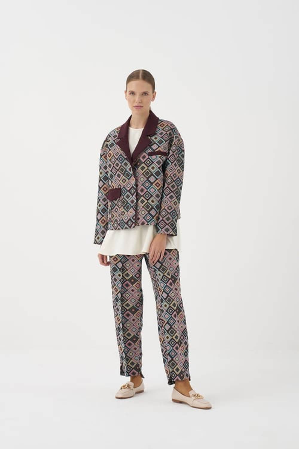 Панталони ODEON з етнічним візерунком, осінь-зима, розміри 36-42, бренд Niqozza, стильний дизайн для сучасних образів