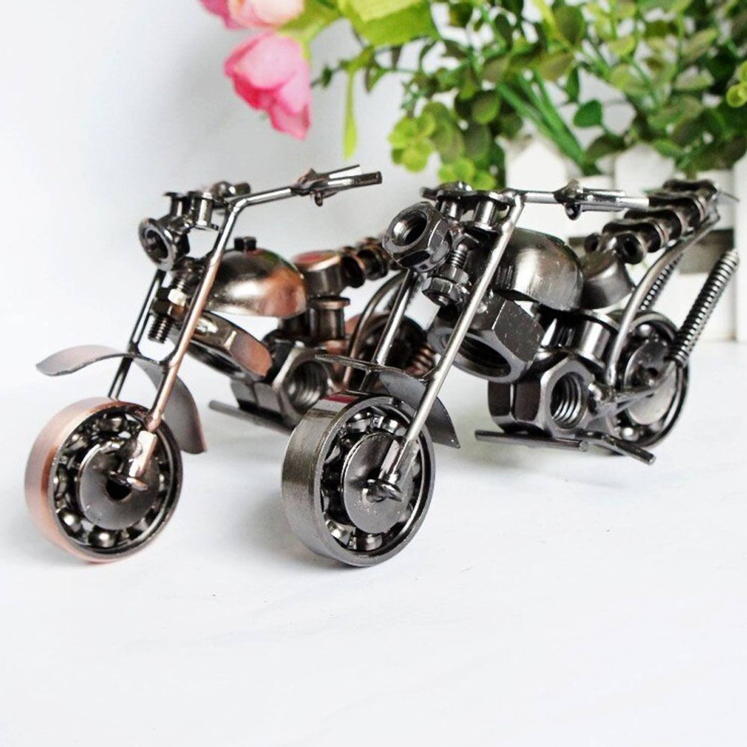 Декоративний металевий мотор ручної роботи, розмір 15 см x 9 см, у коробці з різними моделями