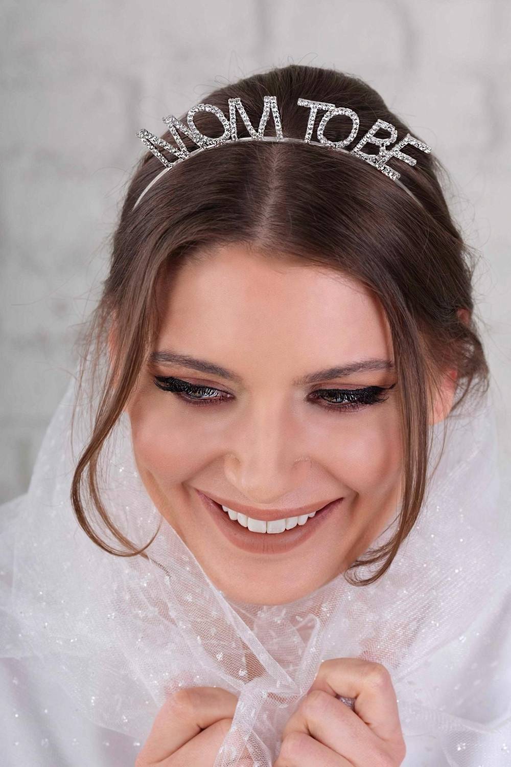 تاج لون فضي مع أحجار كريمة للأمهات الحوامل لتزيين حفلات البيبي شاور