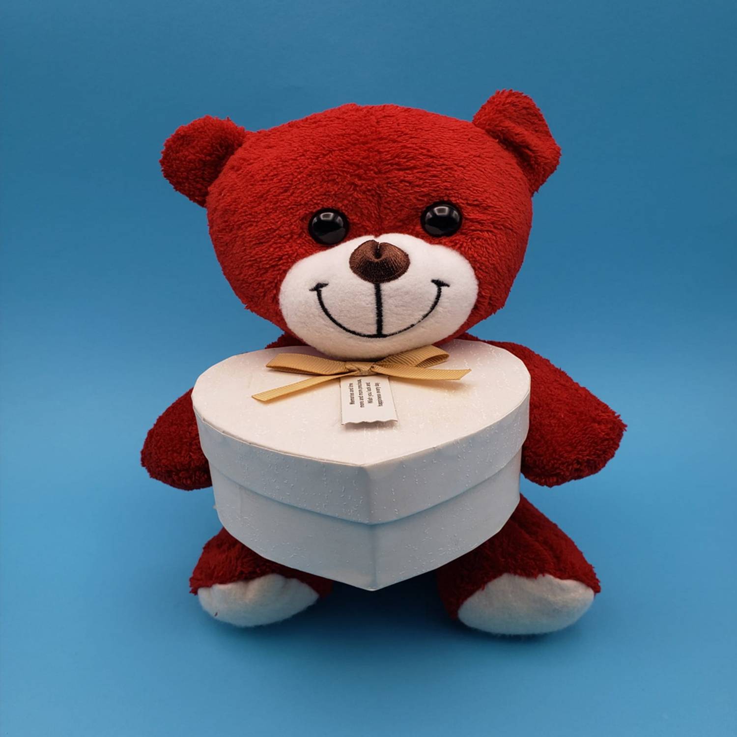Ведмедик у червоному серці в коробці з якісного плюшу, ідеальний презент для особливого свята, розміри 25 см і коробка 9x11x5 см