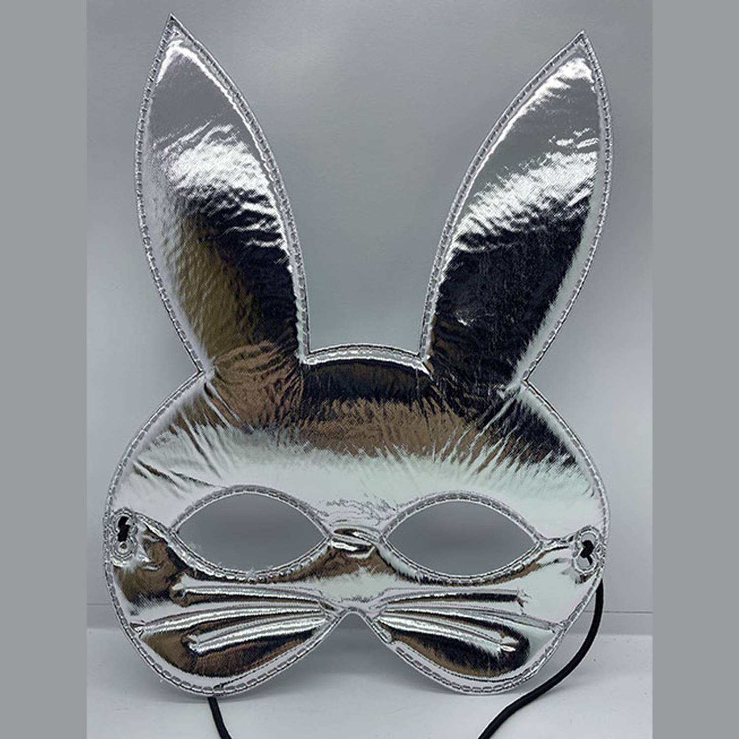 Gümüş Renk Kumaş Malzemeden İmal Tavşan Maskesi 25X17 cm