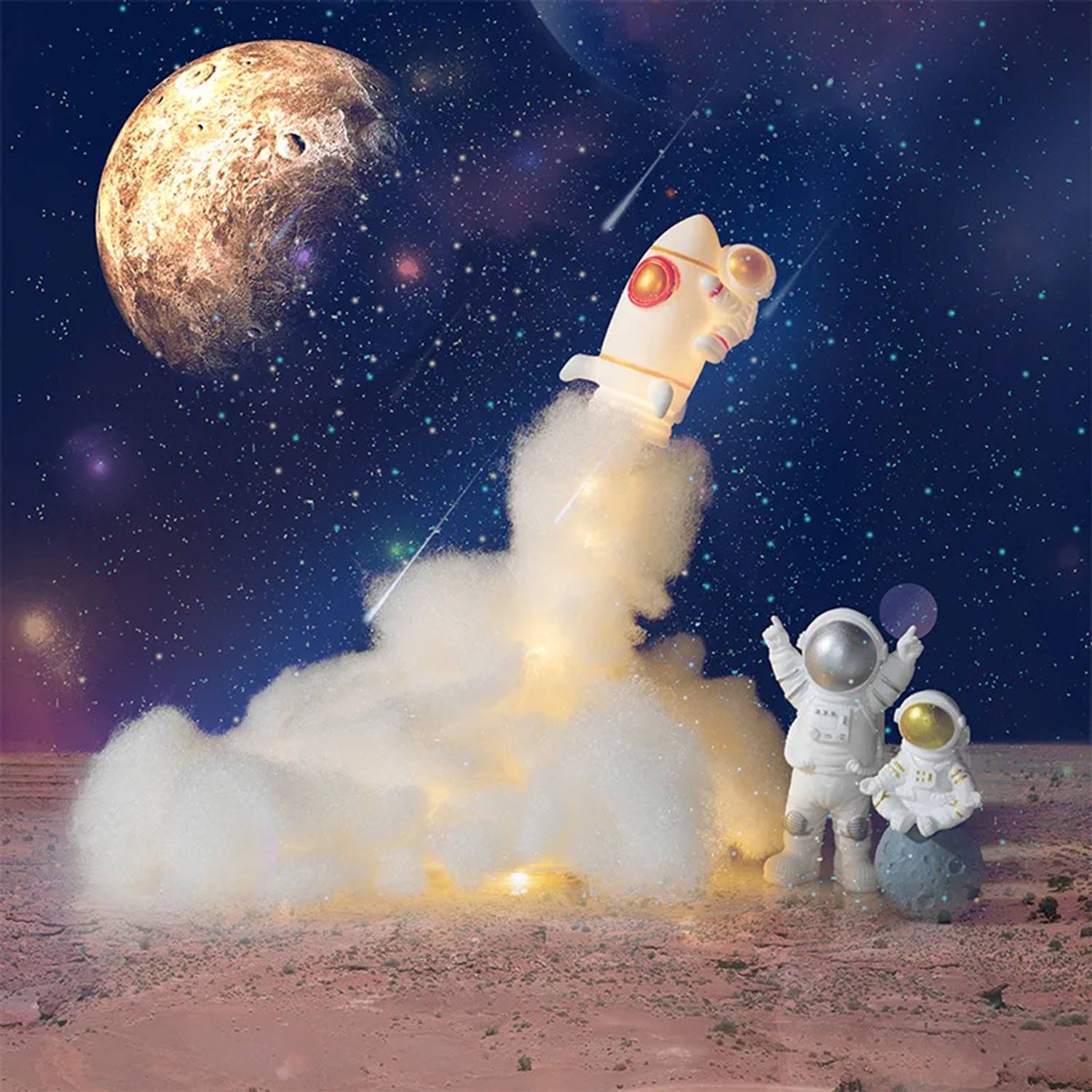 مصباح لليلة بتصميم رائد فضاء طائر بتقنية LED وميزات التحكم باللمس والشحن عبر USB