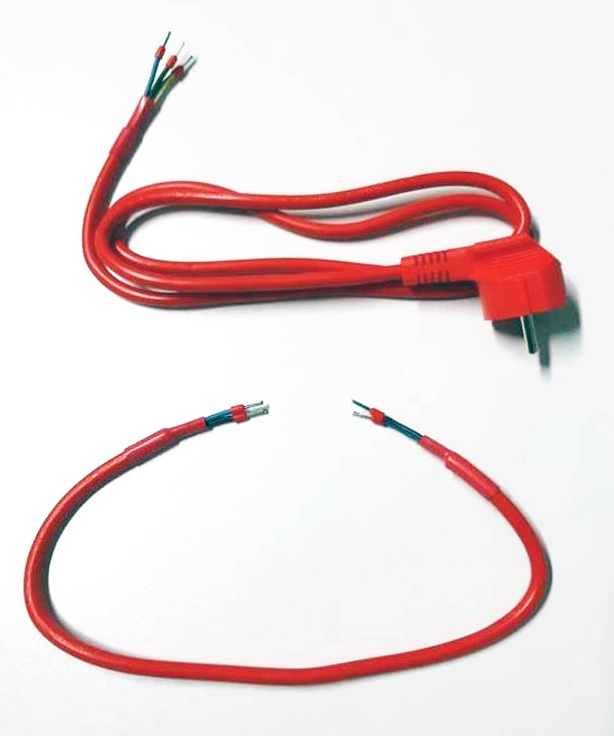 كابل توصيل بيك بطول 130 سم و كابل توصيل فرعي بطول 50 سم للأجهزة الحاسوبية