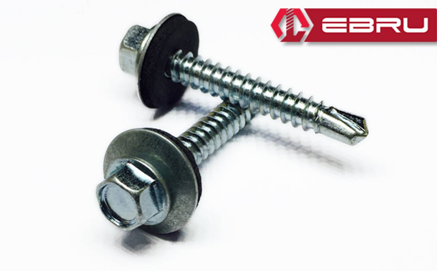 برغي ترابيز سقف مع رأس مثقاب 5.5x32 - 50 قطعة للتركيب السريع والدائم على الأسطح المعدنية والمشاريع الإنشائية