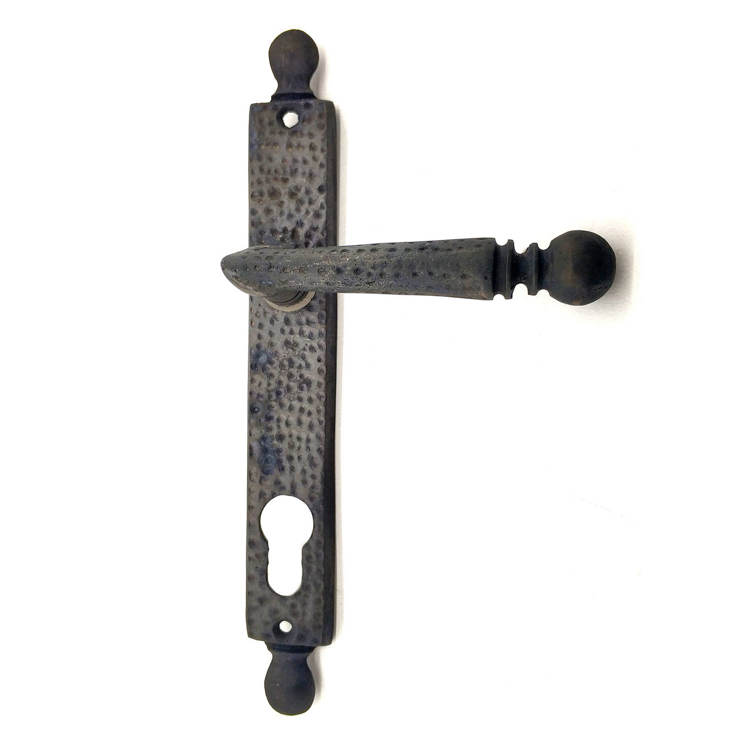 مقبض باب زخرفي نحاسي بتصميم قديم مقاس 245x34 مم، بتشطيب أكسيد لجو أنيق وعملي