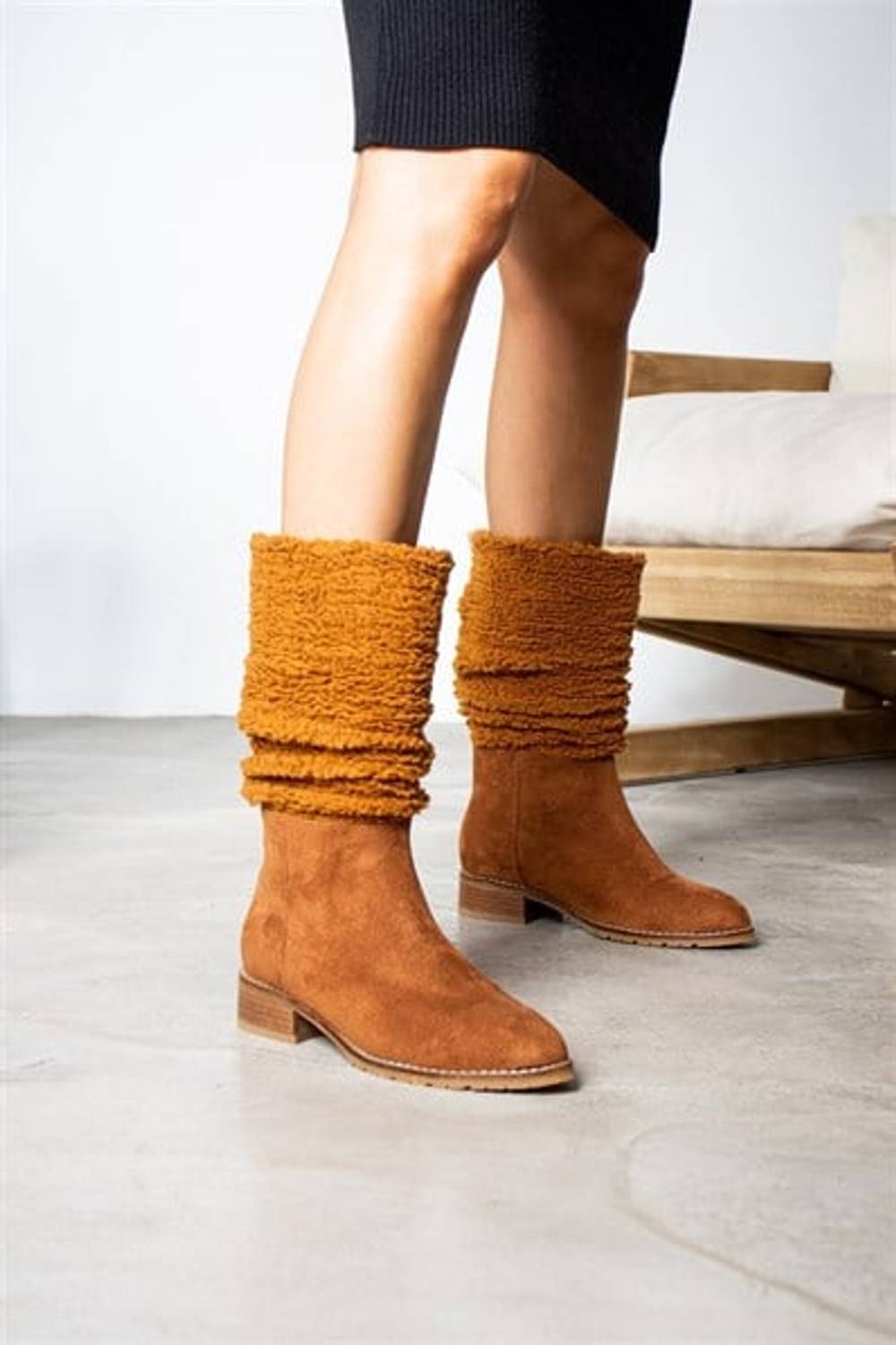 Kaila Taba Suede Shearling Women's Boots
