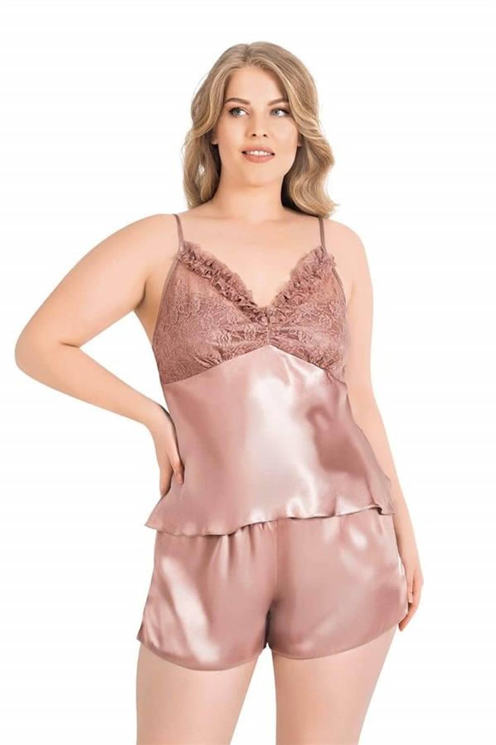 طقم شورت بيبي دول ساتان مينك مقاس كبير من ماركانو