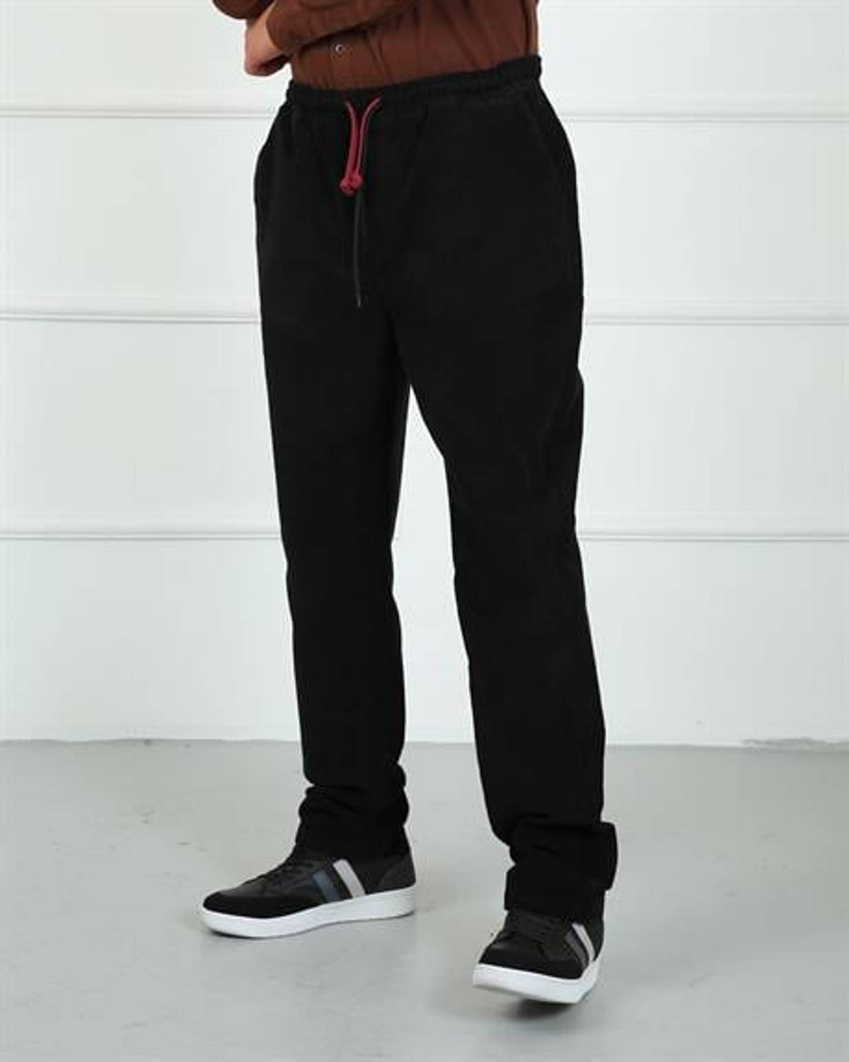 Чоловічі брюки Theo 712-01 чорні, розміри 30-36, стильний і зручний фасон