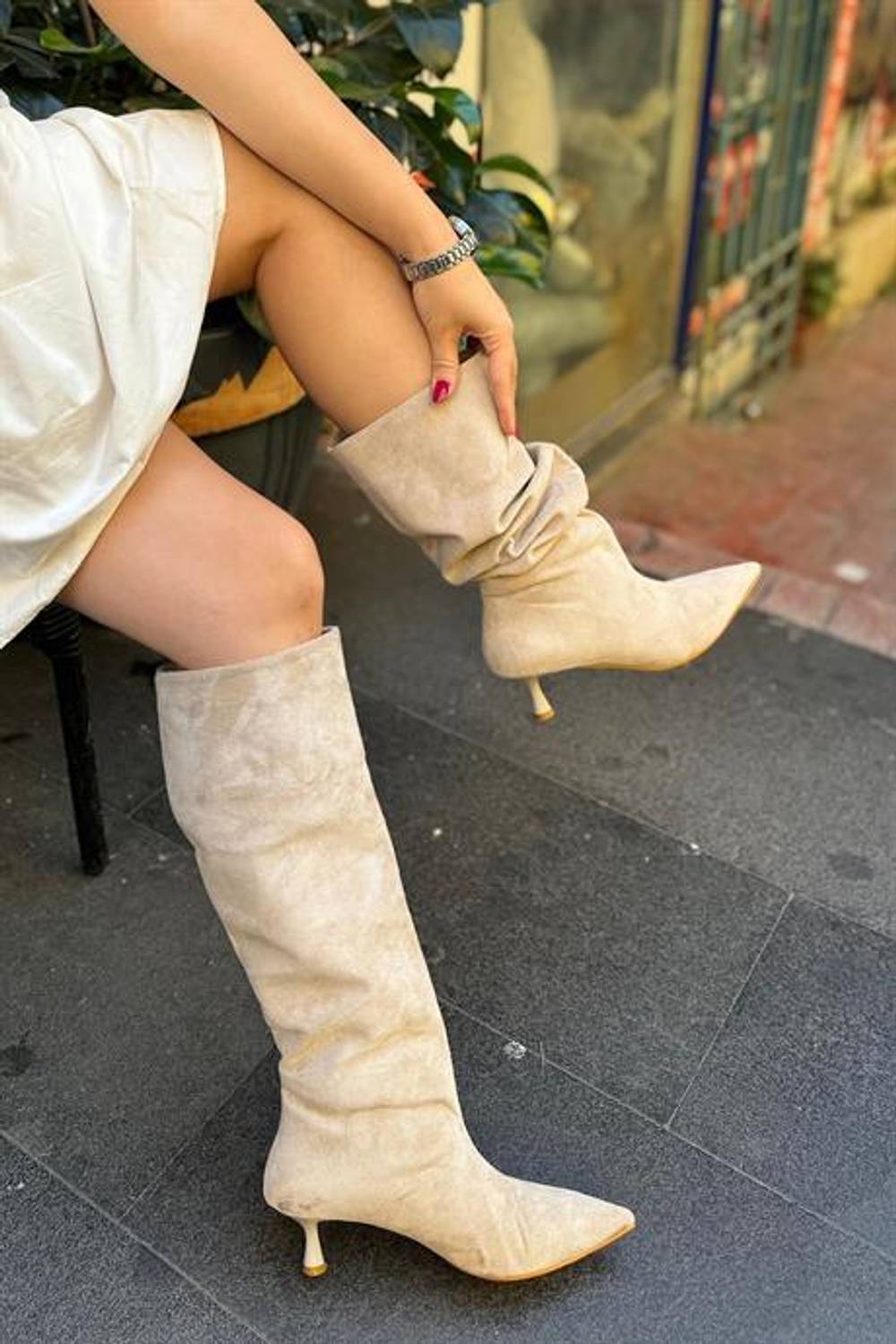 Markano Caleb Bej Süet Büzgü Detaylı Kadın Çizme