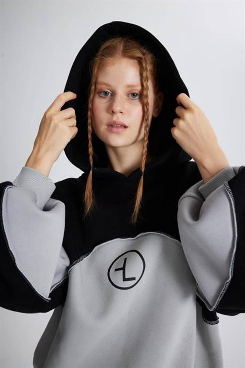 Markano Oversized Hoodie Sweatshirt in Gray with Soft Fleece Fabric, Available in Sizes S, XS, M, L