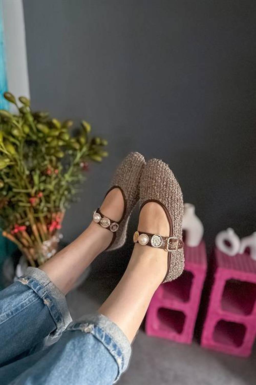 Жіночі бабети Markano з детальним золотим акцентом, з натурального велюру, стандартний розмір, висота каблука 1 см, 36-40 розмір