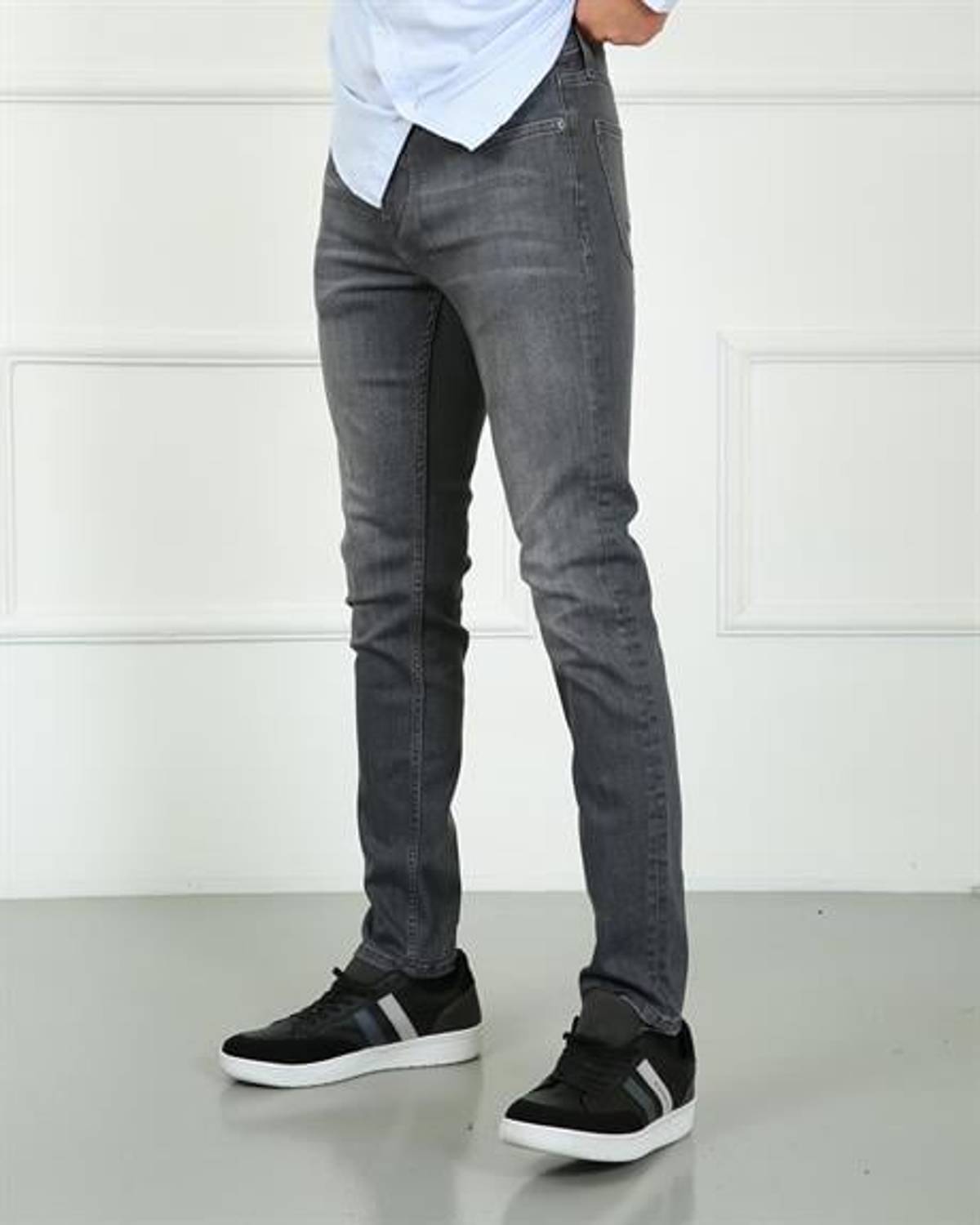 Markano Men's Gabon Grey Trousers with 98% Cotton and 2% Elastane, Available Sizes 30-38