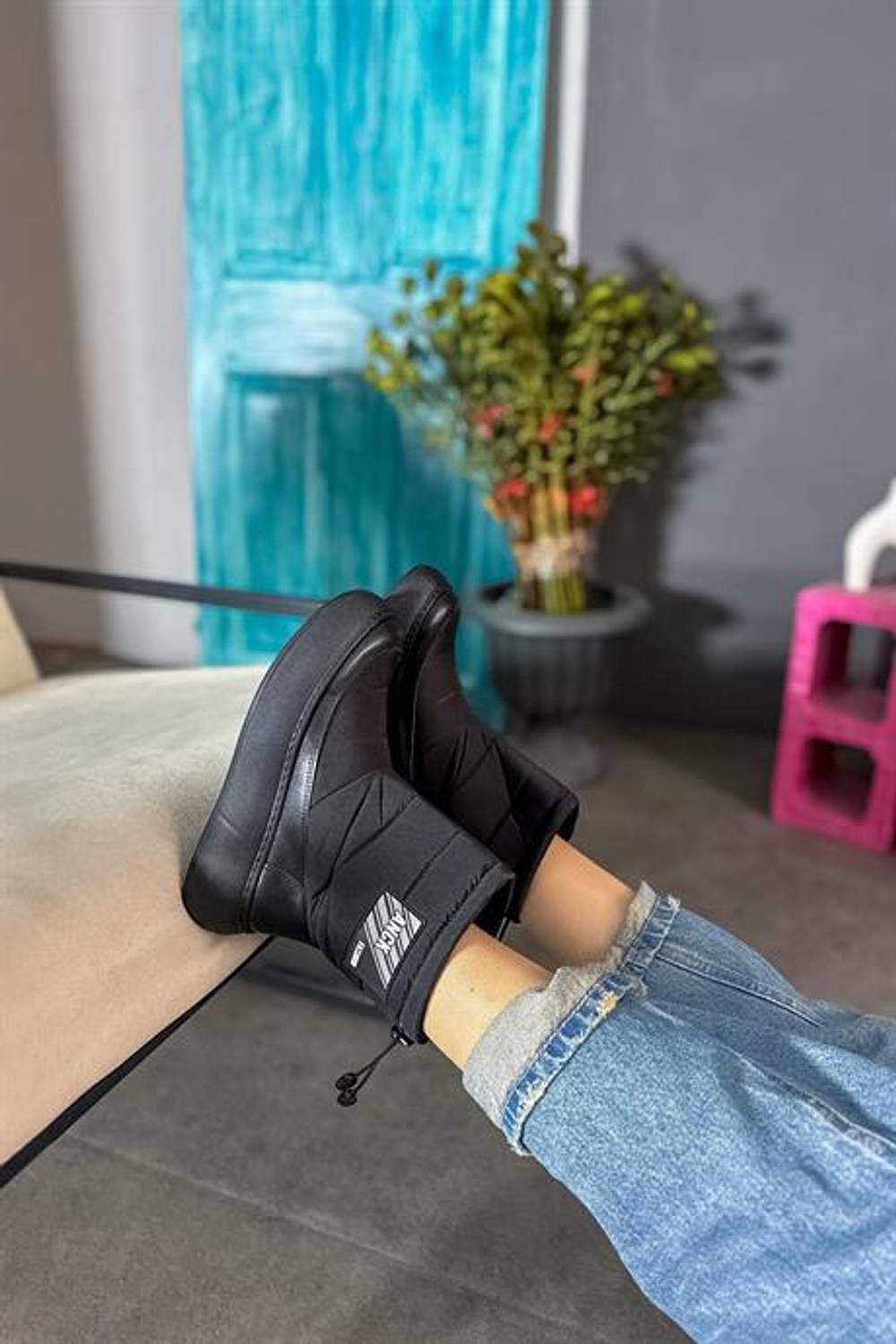 Markano Arow Siyah Etiket Detaylı Kadın Bot