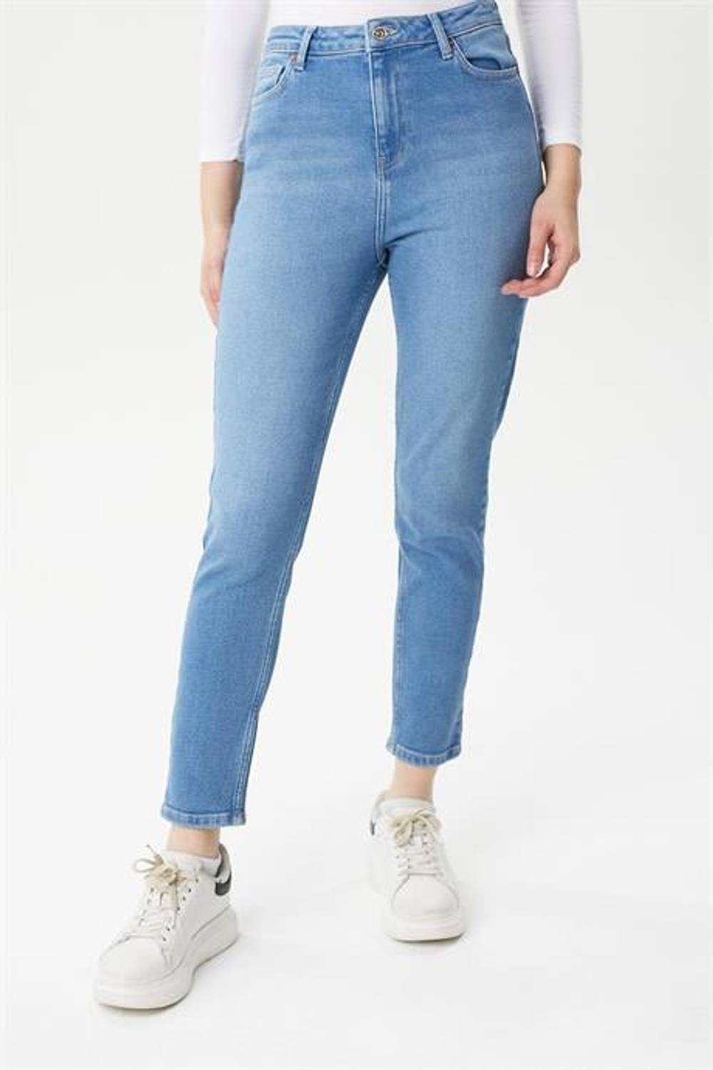 Жіночі джинси Markano Mila світло-блакитного кольору, розмір 27, 99% бавовна, 1% еластан, стандартна довжина