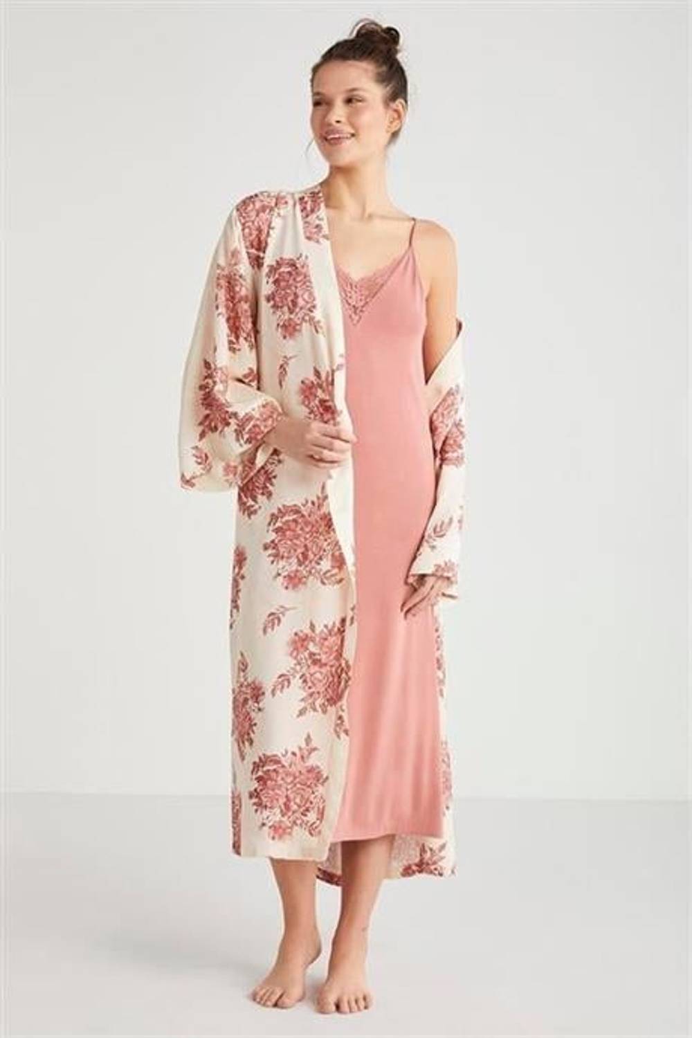 Markano %100 Viskon Çiçek Desen 2'li Sabahlık Gecelik Takımı