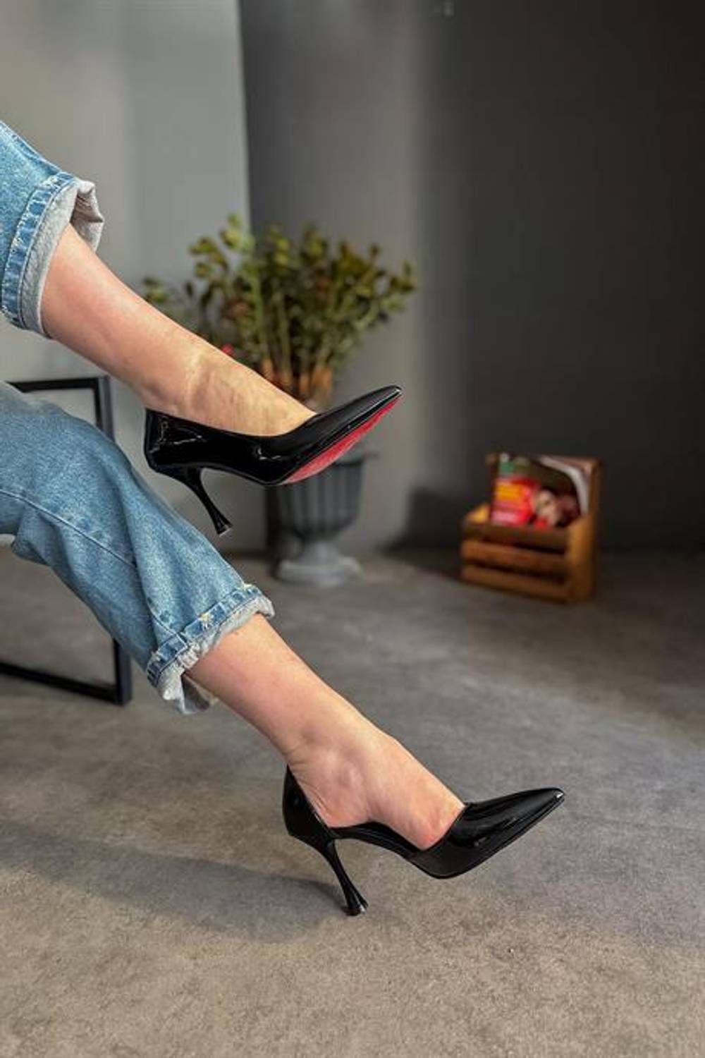 Женские туфли на высоком каблуке Markano Alte черные лаковые, высота каблука 8 см, стандартная полнота, искусственная кожа, размеры 36-40