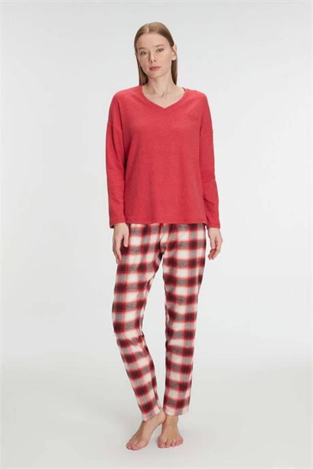Markano  Pamuklu Kışlık Kare Desenli Uzun Kol Pijama Takımı