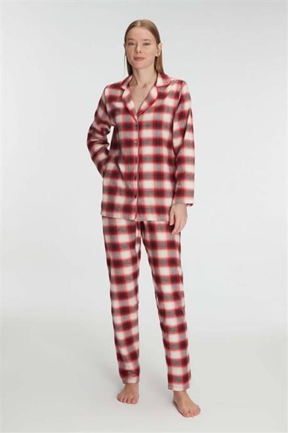 Піжама комплект Markano: блузка з довгим рукавом і брюки, 70% бавовна, стильний і зручний, різні розміри, ідеальний для дому та вулиці