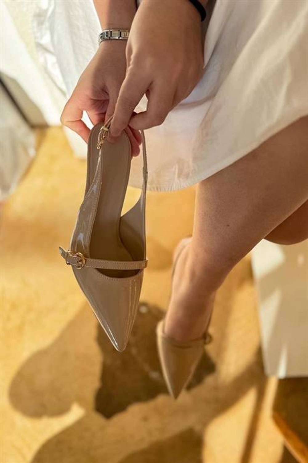 Markano Dad Bej Rugan Toka Detaylı Kadın Topuklu Ayakkabı