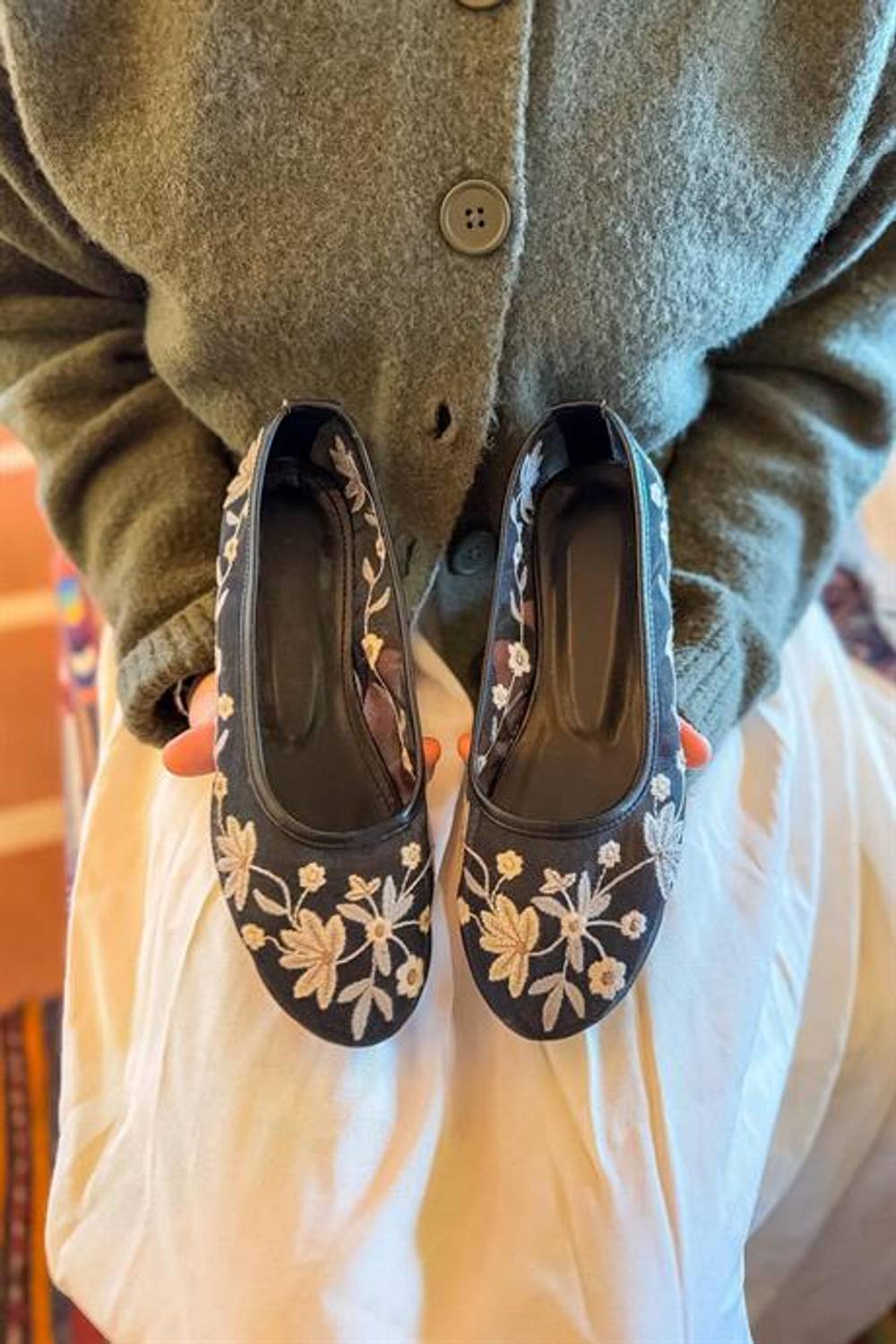 Markano Press Siyah Nakış İşleme Detaylı Kadın Babet