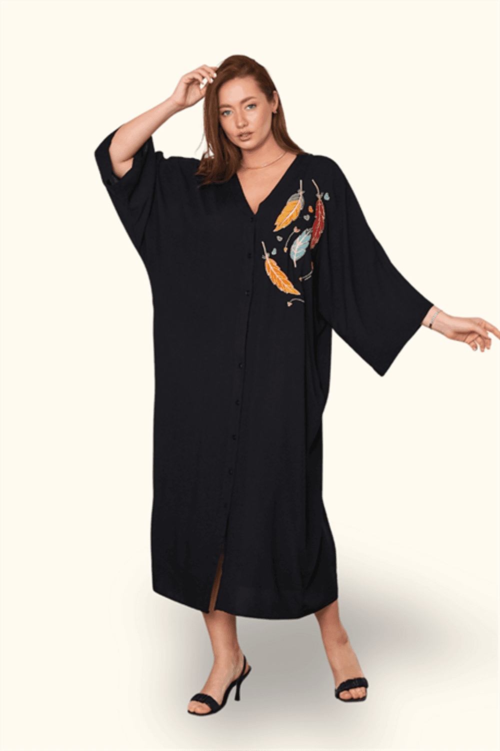 Markano Siyah V Yaka Göğsü Nota Nakışlı Cepli Oversize Uzun Gömlek Elbise