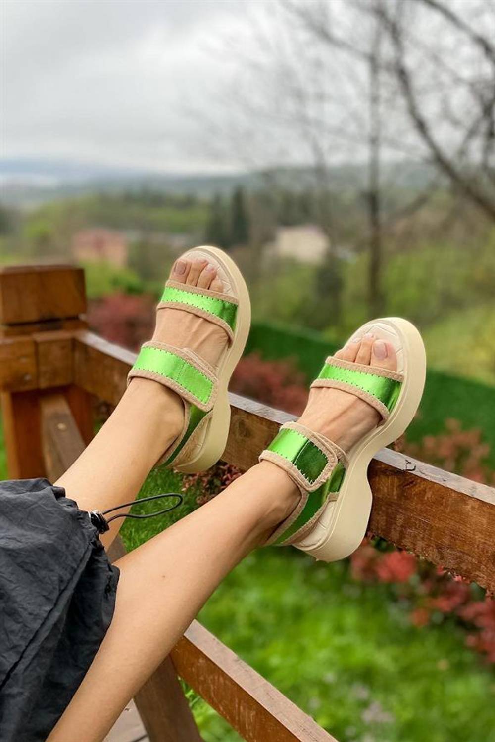 Сандалі Delka зелені на підборах для жінок з штучної шкіри, висота каблука 5 см, стандартна форма, розміри 36-40