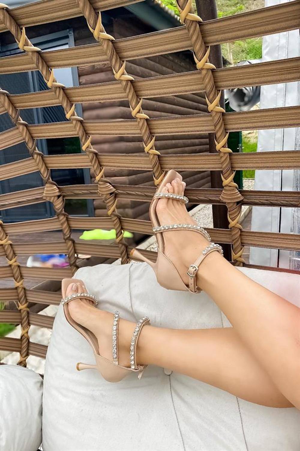 Zane Beige Piping Stone Women's Heeled Shoes