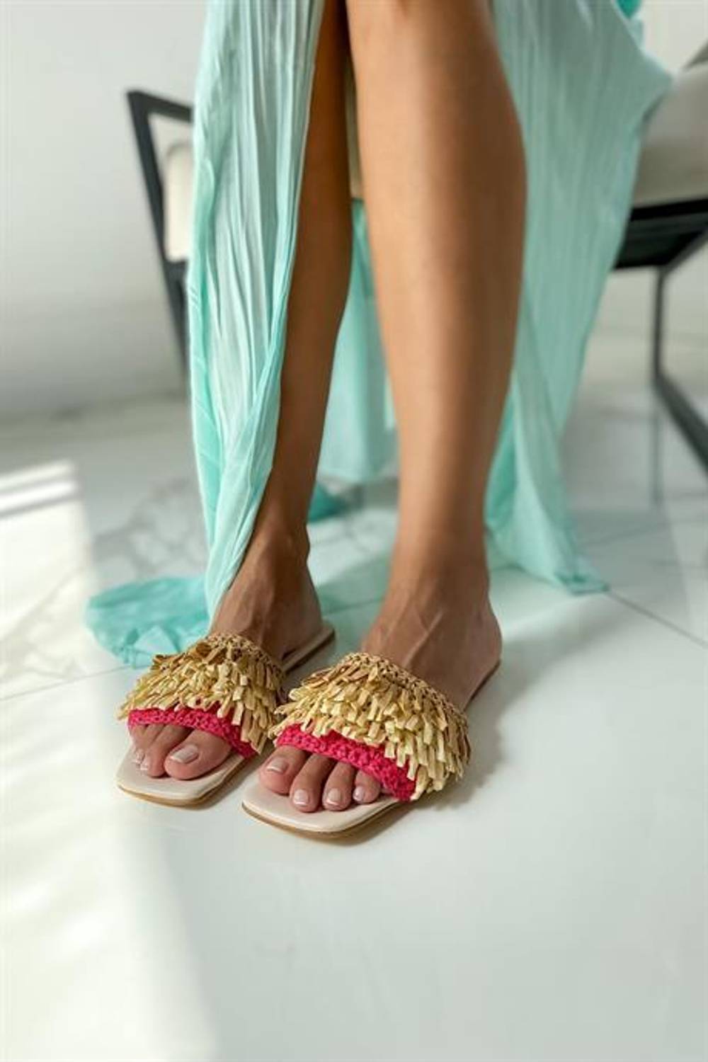 Siar Straw Women's Slippers