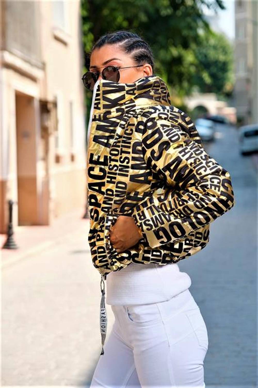 Markano Gold Shiny Lettered Stand-up Collar Short Puffer Coat