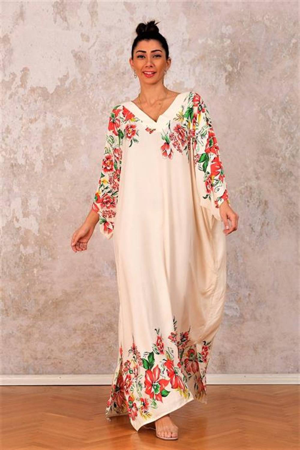 Markano White V-Neck Bat Sleeve Pocket Floral Oversize Long Dress