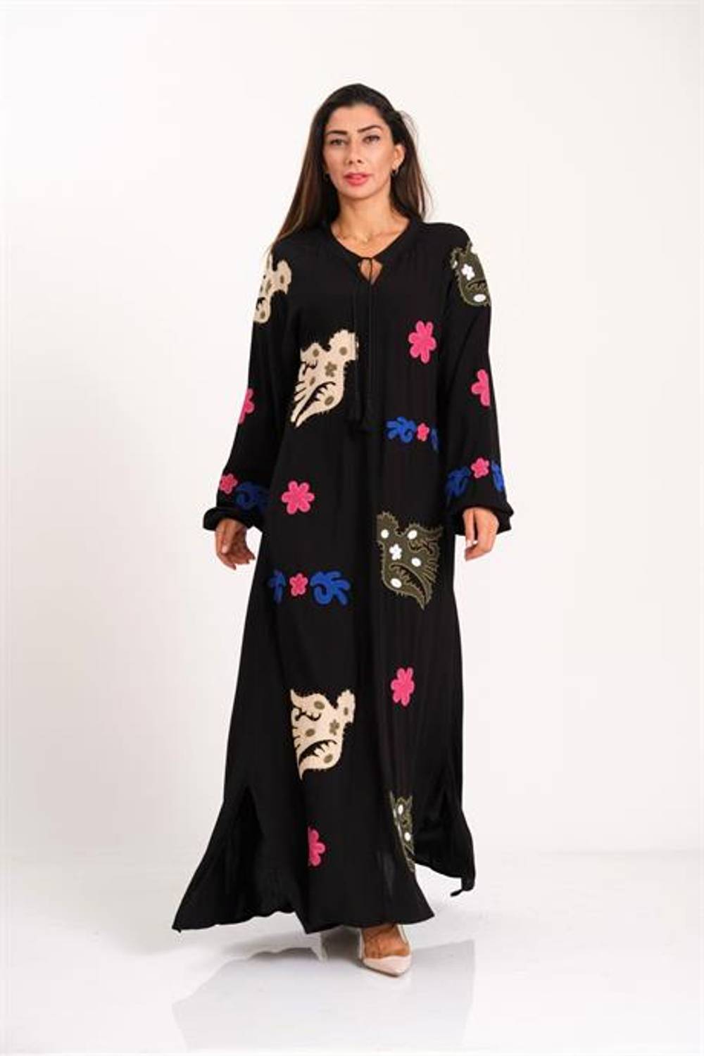 Длинное черное платье Markano с вышивкой на передней части и рукавах, с бахромой, размеры 38-44