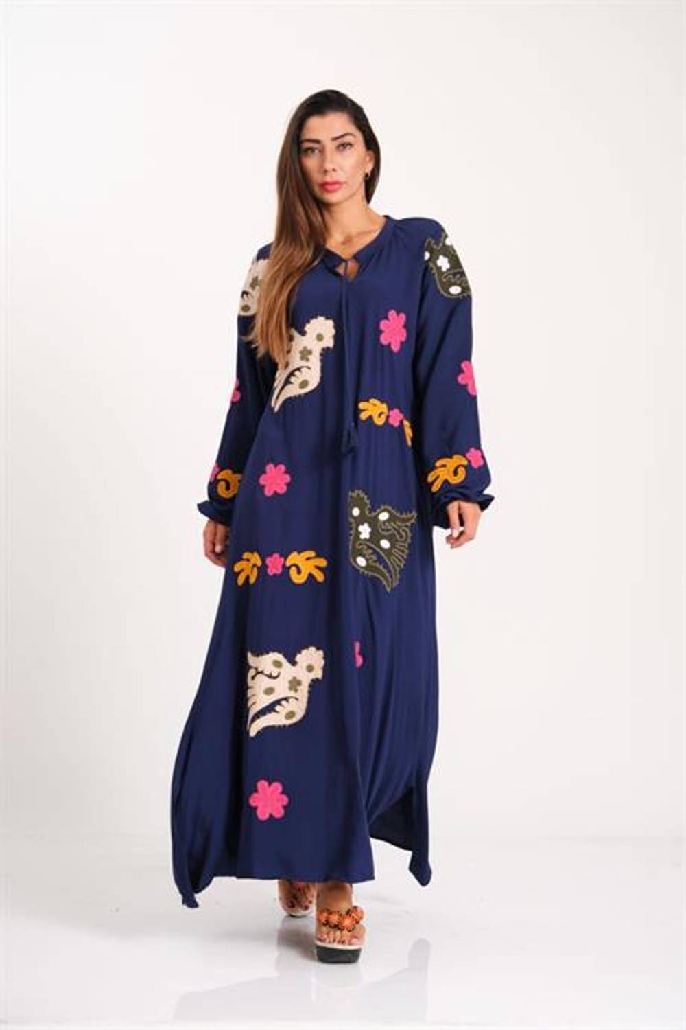 Markano Lacivert Sıfır Yaka Önü ve Kolları Nakışlı Püsküllü Uzun Elbise