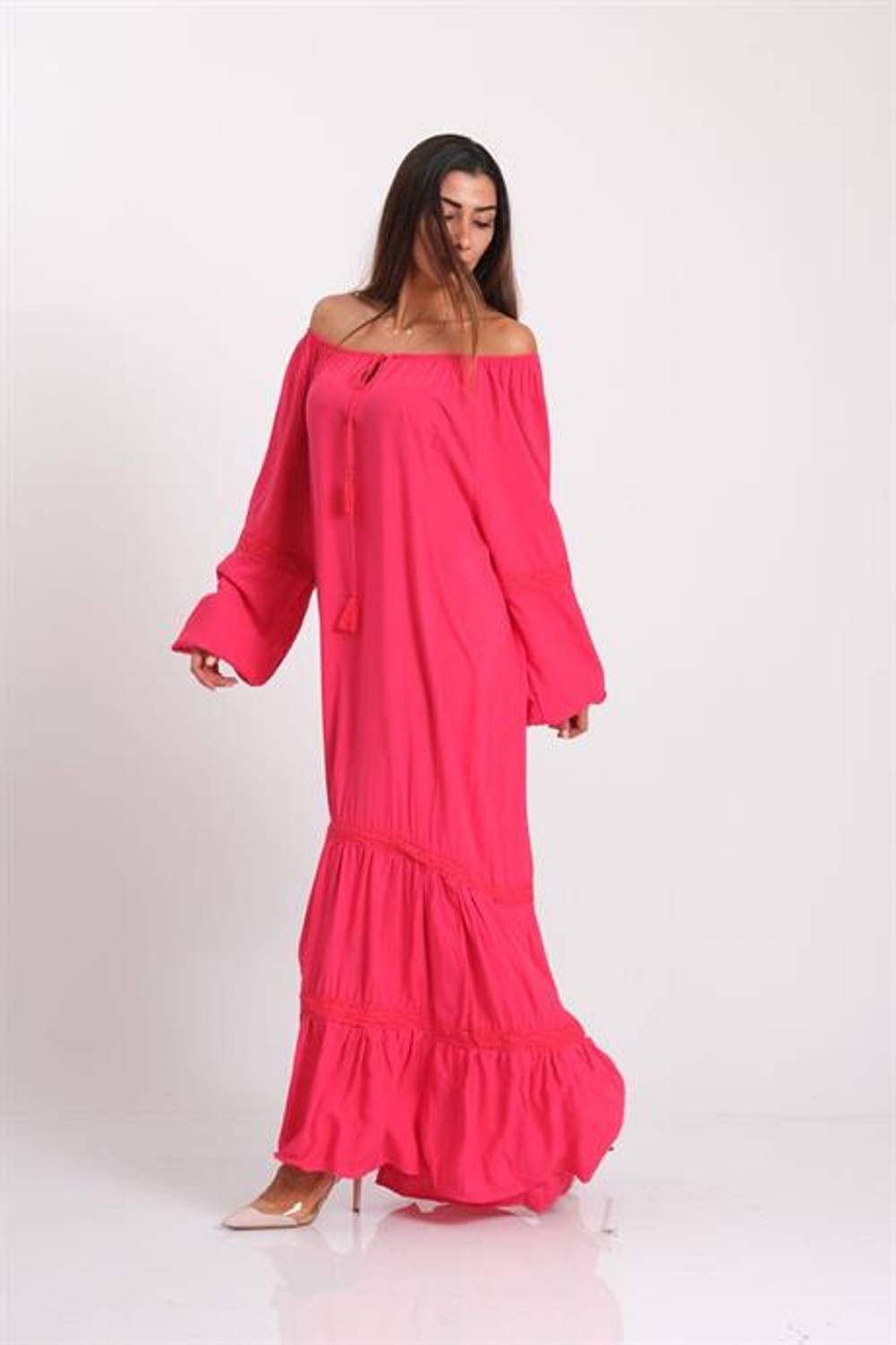 Маркано Розовое платье с кармен-юбкой, balón рукавами, oversize, длинное, стандартный размер