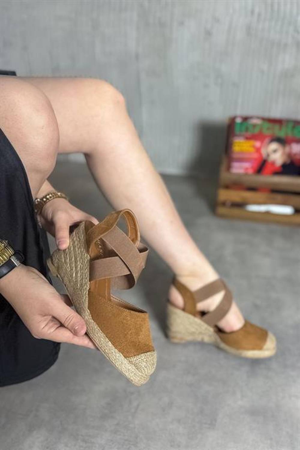 Сандалии Markano Harry коричневые с устойчивым каблуком для женщин, размеры 36-40