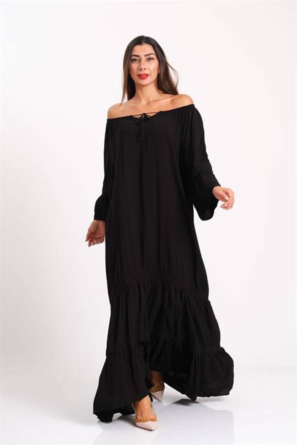 Черное платье с юбками-фрайфлами и кармен-воротом, оверсайз, стандартный размер