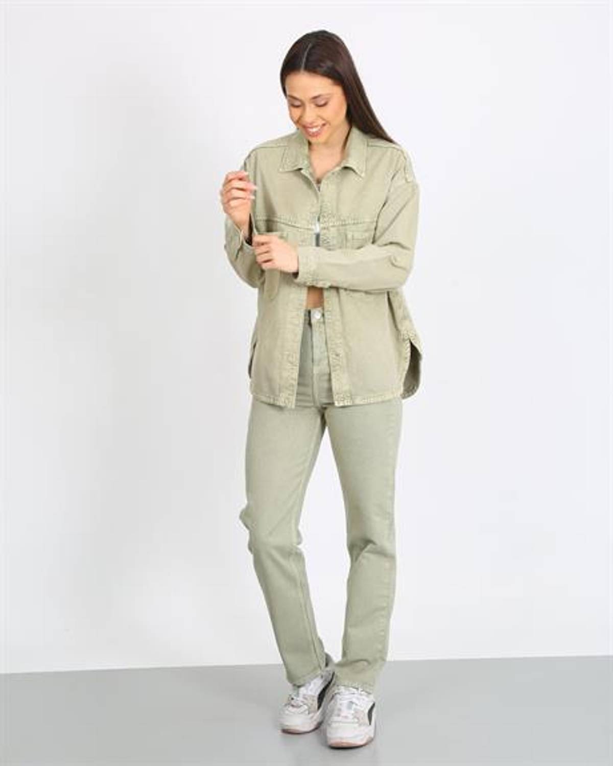 Жіночий блейзер Markano оливкового кольору, стильний та елегантний, доступний у розмірах S, XS, M, L