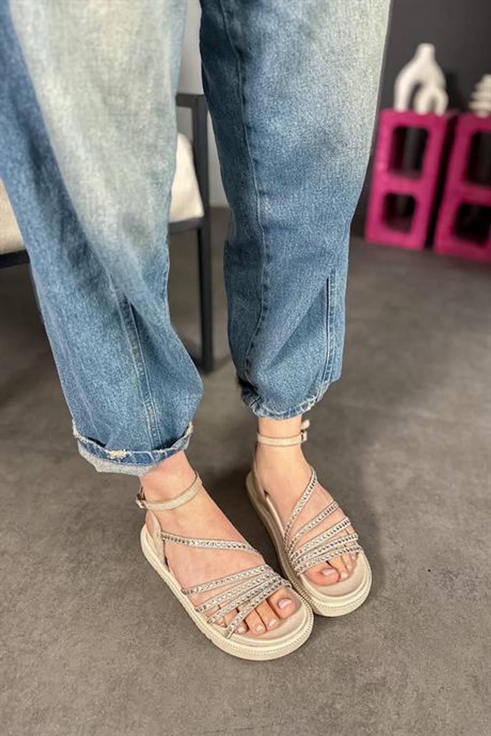 Markano Conte Bej Taş Detaylı Kadın Biyeli Sandalet