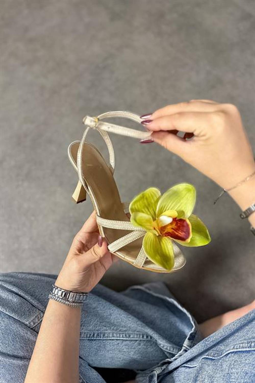 Markano Wix Bej Taban Yeşil Çiçek Detaylı Kadın Topuklu Ayakkabı