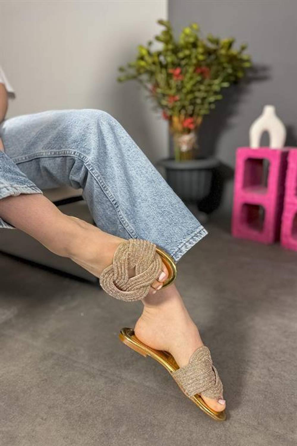 Markano Fair Gold Düğüm Taş Detaylı Kadın Terlik