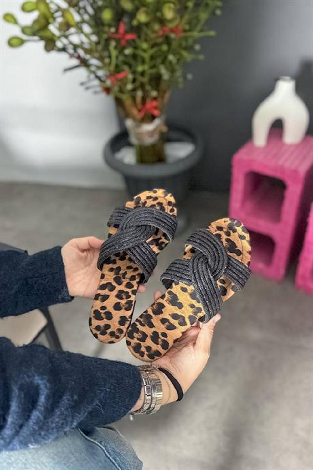 Markano Eleta Leopar Sarmaşık Detaylı Kadın Terlik